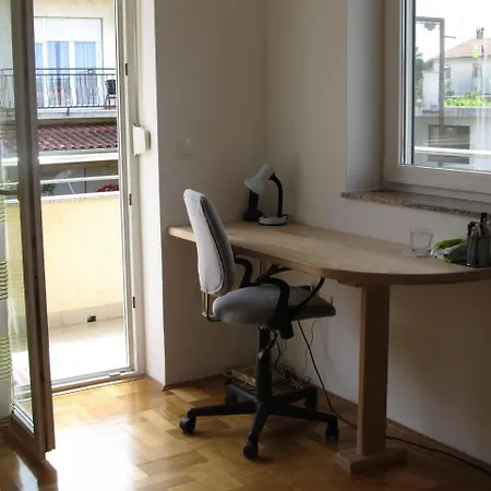 Apartment Mirela S Liznjan