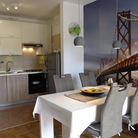 Apartment Mirela S *